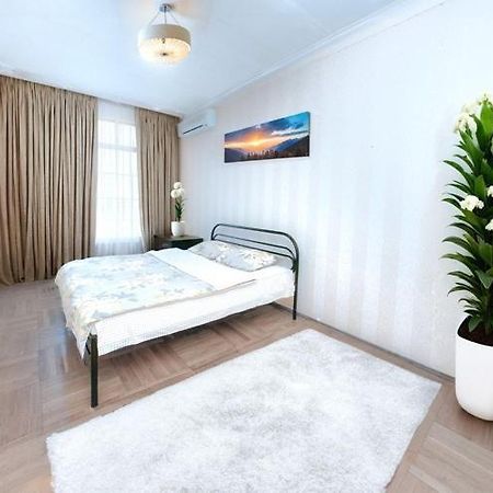 Цум Пассаж Яворницького 55 Daire Dnipro Dış mekan fotoğraf